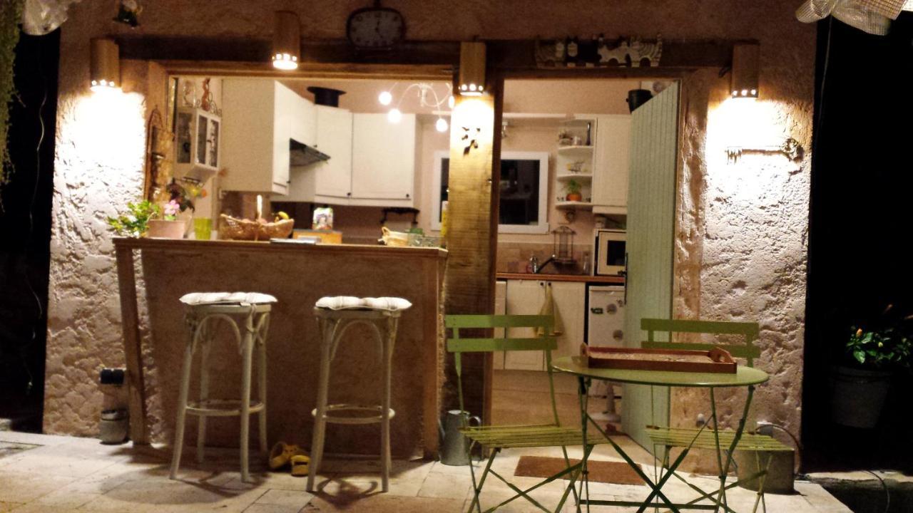Bed and Breakfast Le Jardin Des Selves Draguignan Zewnętrze zdjęcie